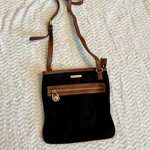Michael Kors Kempton Crossbody